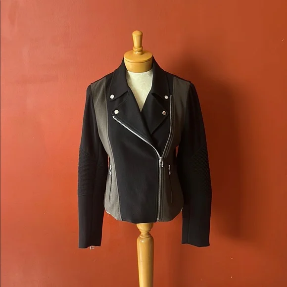 Aritzia Wilfred Black and Brown Bomber Jacket - Picture 10 of 16